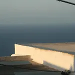 Matsas Mansions * Folégandros