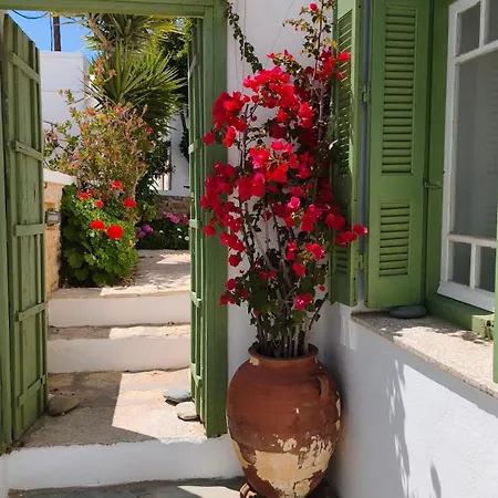 Matsas Mansions Hébergement de vacances Folégandros
