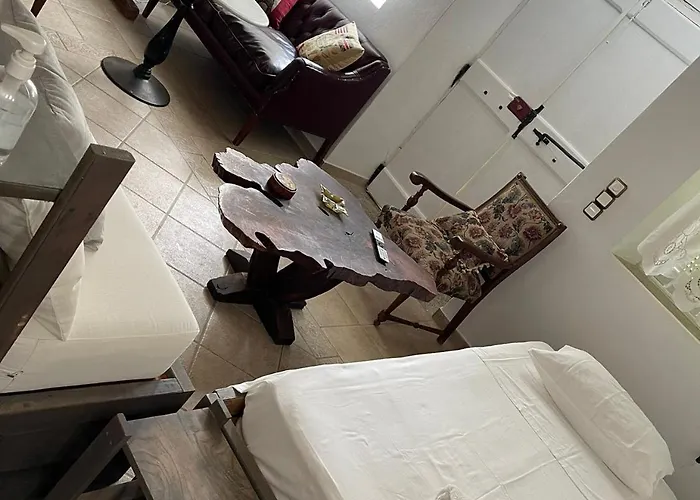 Matsas Mansions Semesterbostad Folégandros