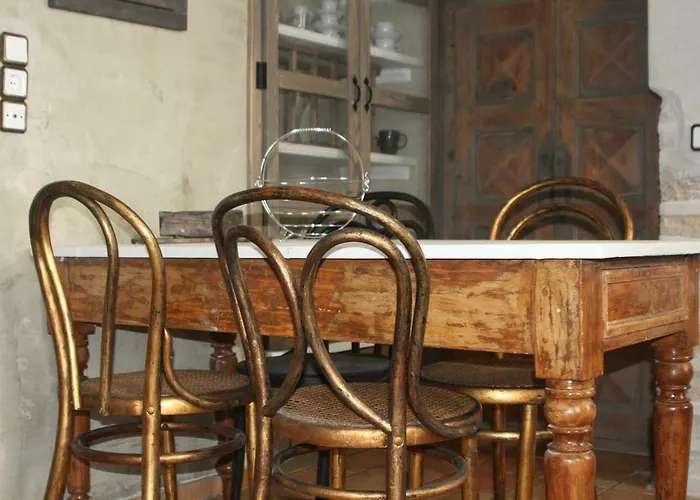 Semesterbostad Matsas Mansions Folégandros