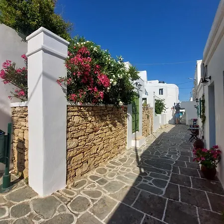 Matsas Mansions بيت للعطل *