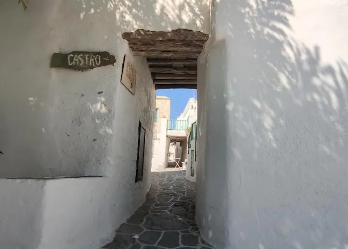 Matsas Mansions Folégandros