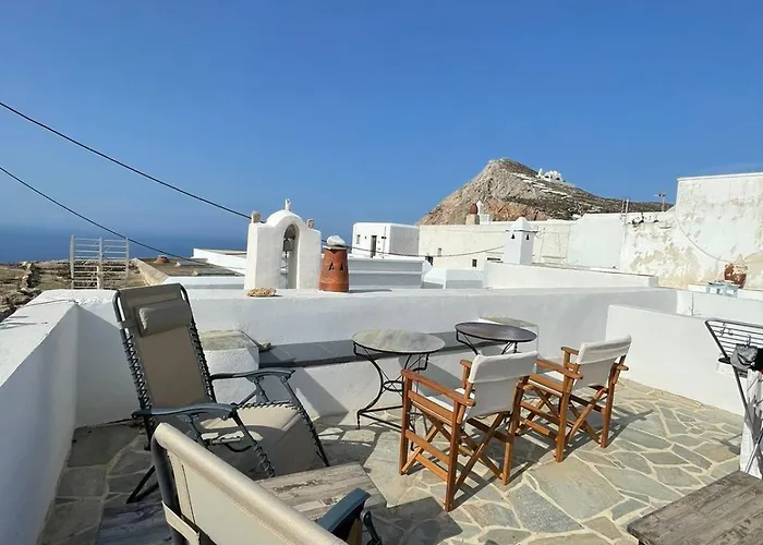 Matsas Mansions Folégandros