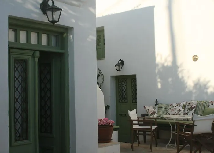 Matsas Mansions * Folégandros